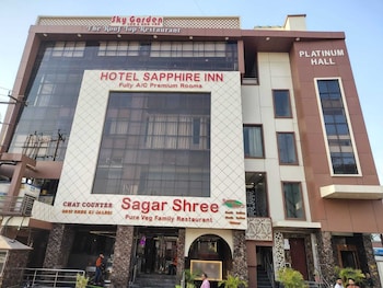 Hotel Sapphire Inn,Varanasi>>Gorakhpur,3 star