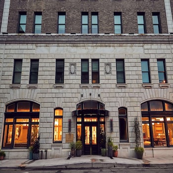 the drayton hotel savannah curio collection by hilton