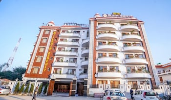 Hotel Millenia Regency,Chinhat,4 star