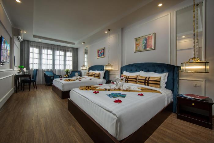 s central hotel and spa