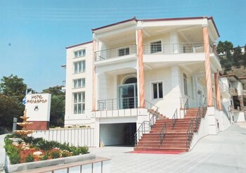 Melastron,Elassona>>Agios Dimitrios,3 star