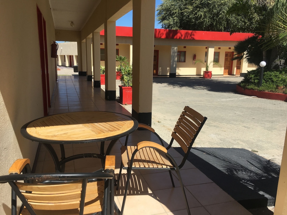 tshesebe stopover motel