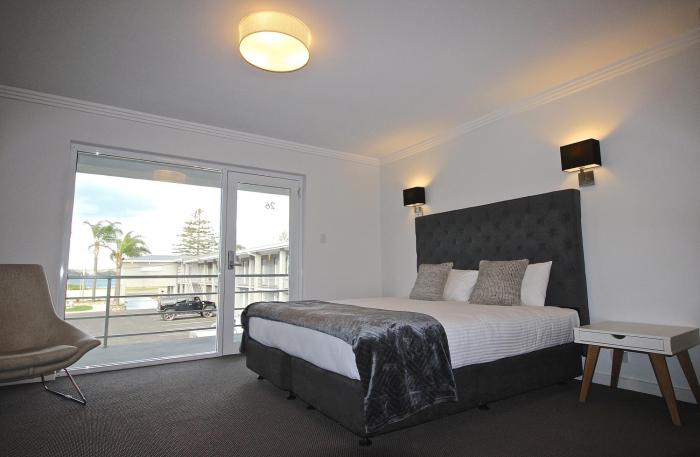 Quays Hotel,Durras North>>Batemans Bay,3.5 star