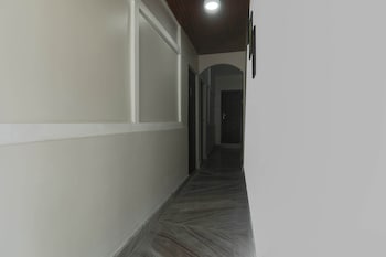 Super Collection O Police Bazar Shillong Formerly Pillars House,Upper Mawprem, Garikhana, Shillong, Meghalaya 793002,3 star