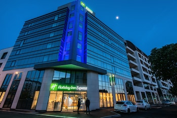Holiday Inn Express Rouen Centre - Rive Gauche,Pont-Audemer>>Franqueville-Saint-Pierre,3 star