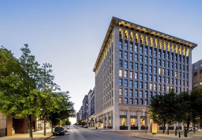The Last Hotel,Missouri>>St. Louis,4.5 star