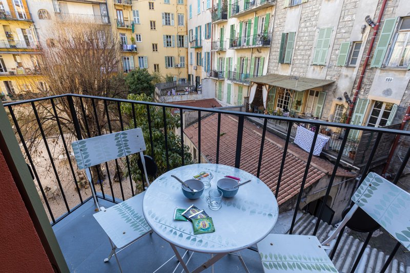 labeille boutique apartments