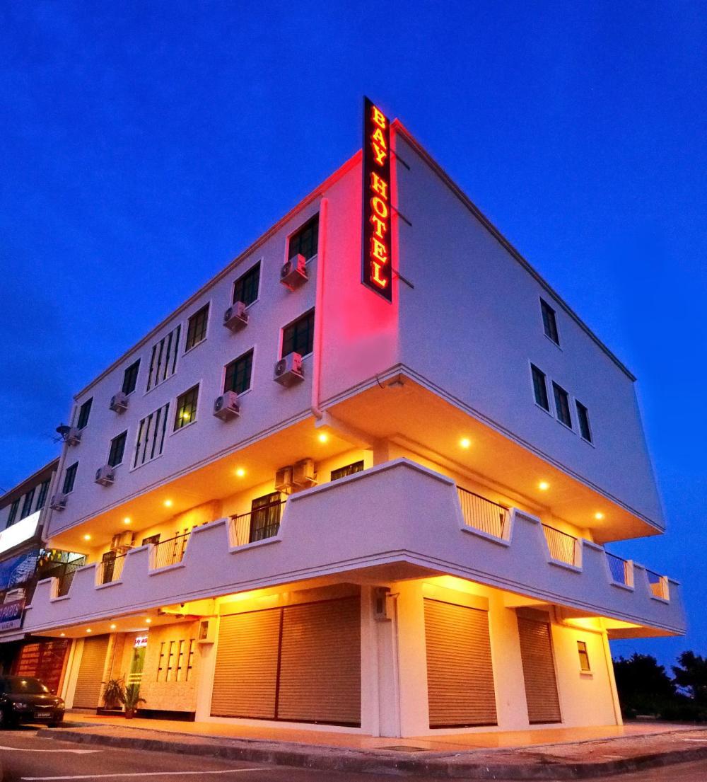 Bay Hotel,,2 star