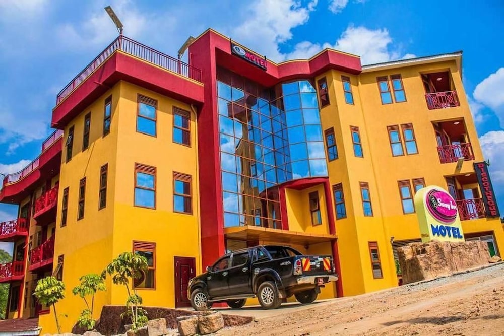 Swing Inn Motel,Near Ishaka Adventist Hospital,3 star