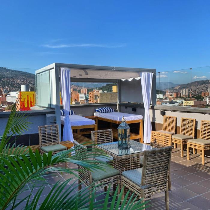 seven inn hotel