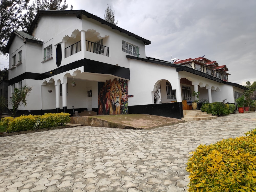 Casa Tulia Nakuru,Near A Train Station,3 star