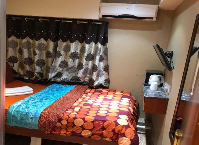 Rich Hostel,Hong Kong Island>>Hong Kong,2.5 star