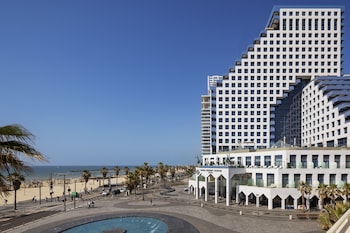 Herbert Samuel Opera Tel Aviv,Tel Aviv Beaches>>Tel Aviv,4 star