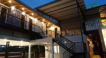 Sungai Klah Inn,,2.5 star