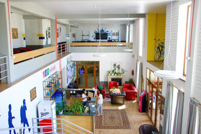 Freelander Work And Travel Hostel,Dubovy Park>>Bishkek,2 star