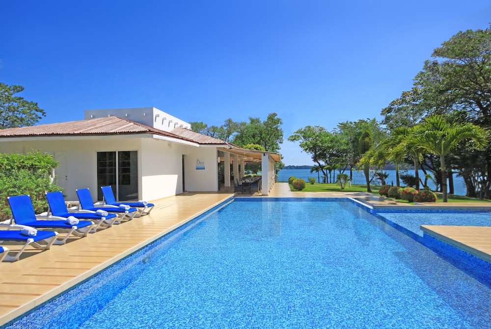 Bocas Del Mar Hotel,Chiriqui>>Boca Chica,4 star