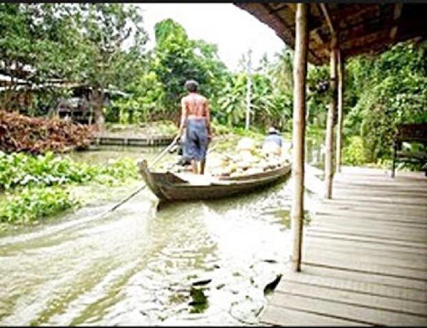 Baan Suanaomsuk,Ban Laem>>Amphawa,2.5 star