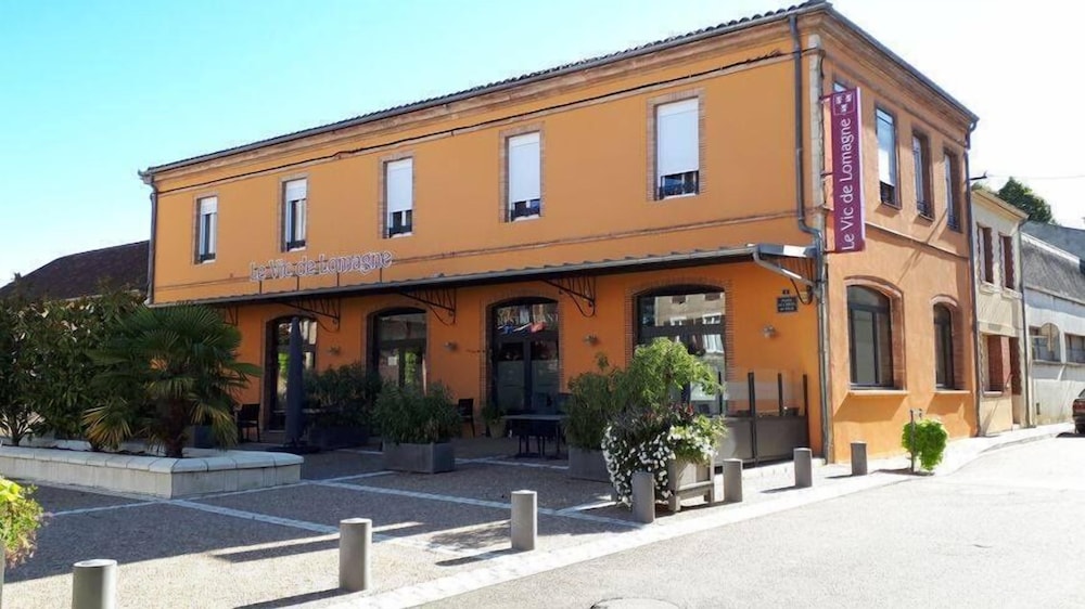 Le Vic De Lomagne,In The City Center,3 star