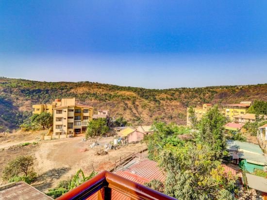 S2 Residency,,3 star