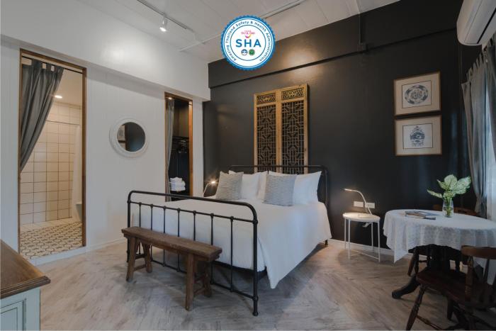 Blu Monkey Boutique Phuket Town,Phuket>>Kathu,3.5 star