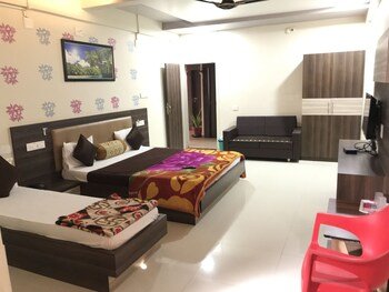 Hotel Atithi,Gandhinagar>>Ahmedabad,3 star