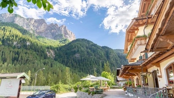 Pineta Pastry Hotel,Rocca Pietore>>Belluno,4 star