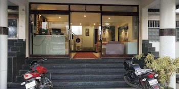 The Byke Suresh Plaza,Dudgaon,2 star