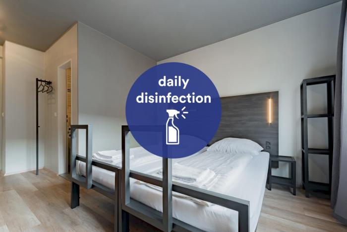 aando koln dom hostel
