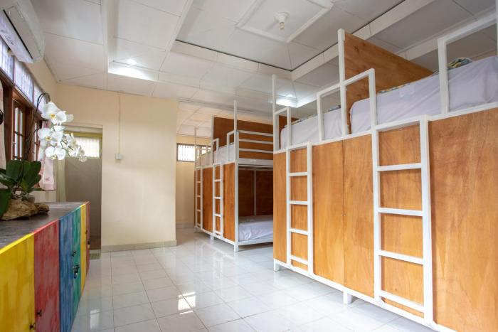 nushe hostel