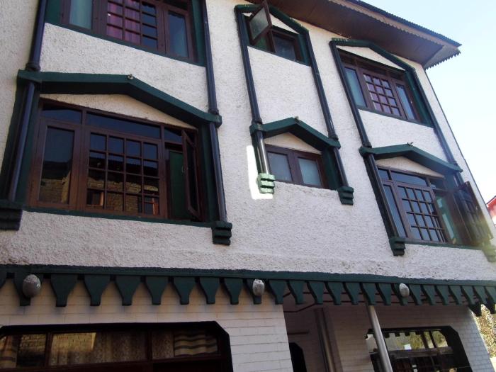 Al Amin Homestay,India>>Srinagar,3 star