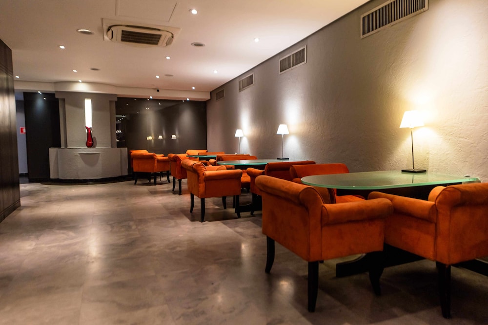 Monreale Plus Excelsior Sao Paulo,Near Municipal Theater,4 star