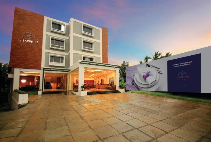 hotel le sapphire