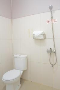 Reddoorz Plus @ Pelita Guest House,In Balikpapan,2 star