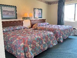 voyager resort inn