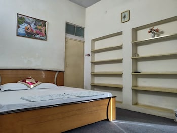 Feel At Home,Rajasthan>>Jaipur,2 star