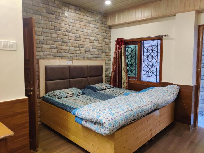 mehdudia guest house