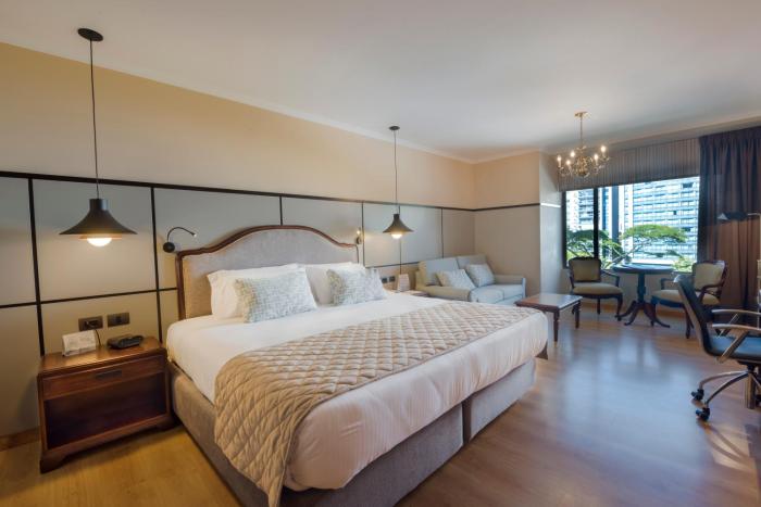 hotel poblado plaza