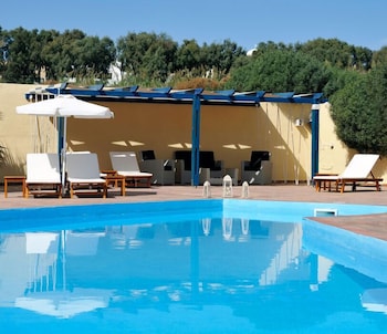 melina hotel