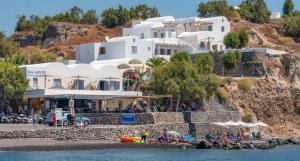 Hotel Akrotiri,Fira>>Akrotiri,2 star