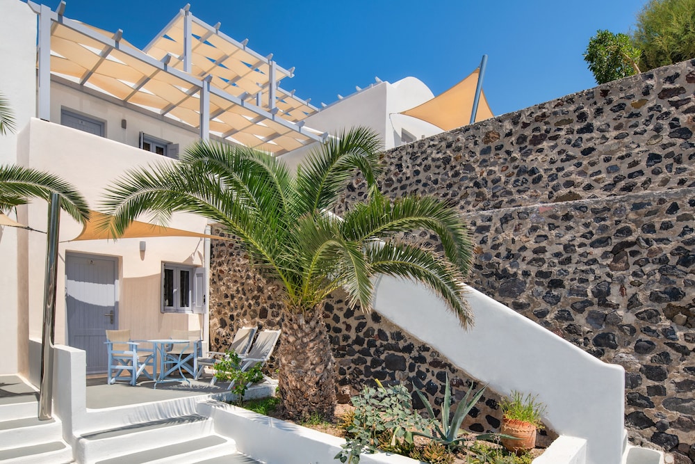 akrotiri hotel