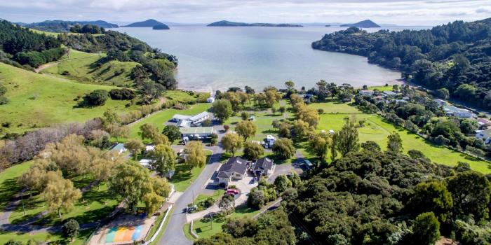 Shelly Beach Top 10 Holiday Park,Waikato>>Coromandel,2 star