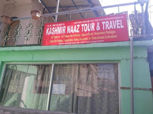 Kashmir Naaz,Khayam Road Sinagar Bilal Colony Khayam Road Sinagar, 190001 Srinagar, India, Srinagar,3 star