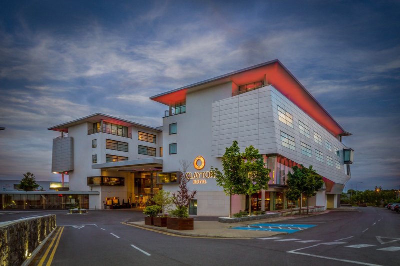 Clayton Hotel Galway,County Galway>>Castlegar,4 star