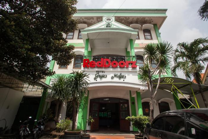 Reddoorz @ Genteng Surabaya 2,Near Tunjungan Plaza,2.5 star
