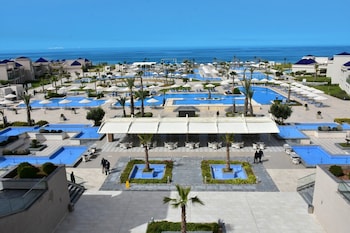 pickalbatros white beach resort
