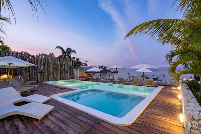 Paus Putih Hotel,Lembongan Island>>Bali,3 star