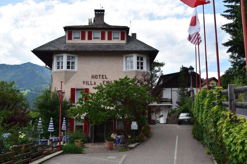 Villa Emilia,Italian Alps>>Bolzano,3 star
