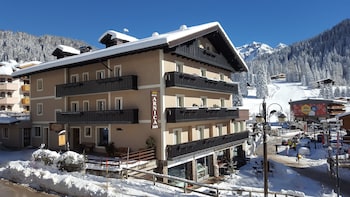 hotel arnica