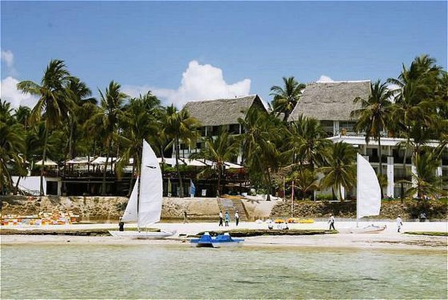 voyager beach resort