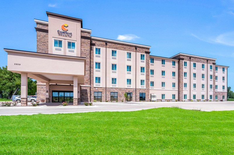 Comfort Inn & Suites North Platte I-80,North Platte>>Lincoln,2.5 star